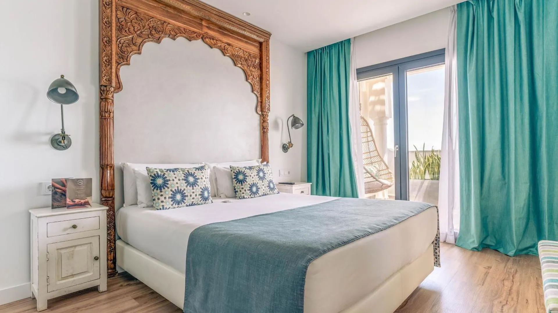 La Residencia Puerto Hotel & Spa Tarifa 4*,